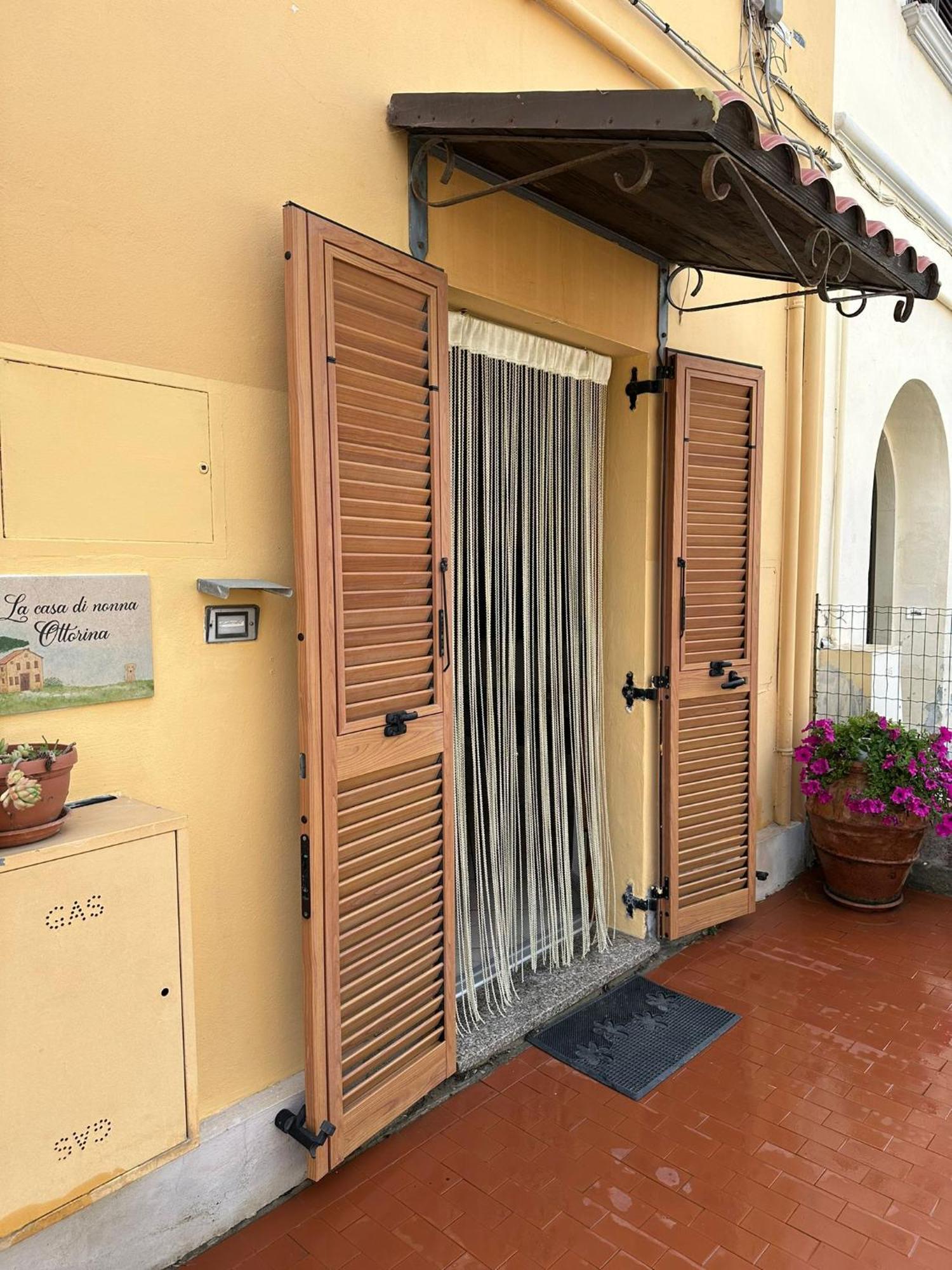 דירות ונטורינה טרמה La Casa Di Nonna Ottorina מראה חיצוני תמונה