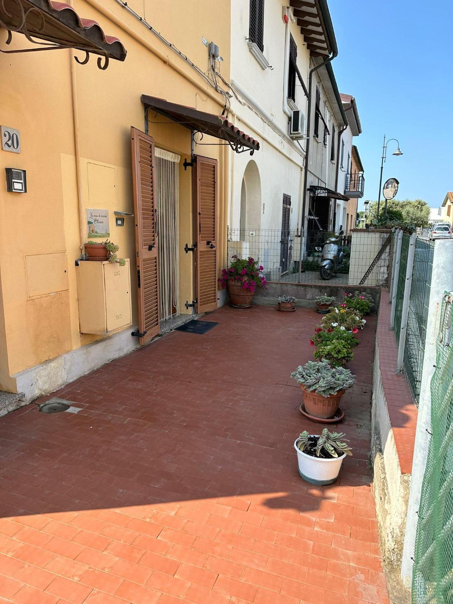 דירות ונטורינה טרמה La Casa Di Nonna Ottorina מראה חיצוני תמונה